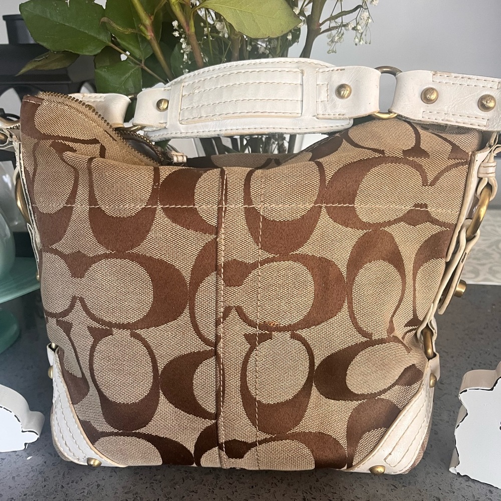 Coach Brown and Cream beautiful Signature Shoulder Bag